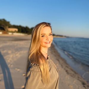 Meet your Posher, Madi